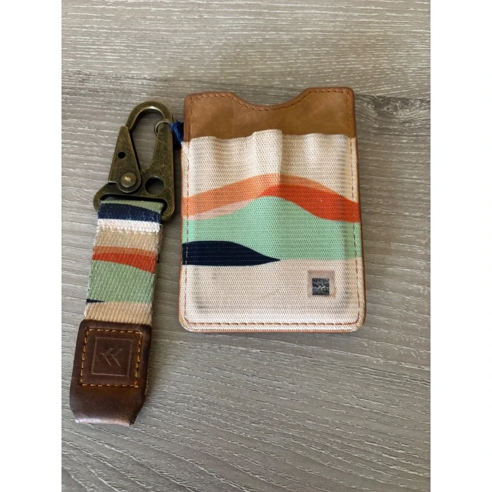 Thread Wallets Elastic Card Holder‎ with Wristlet Lanyard Leather Wave Gorp